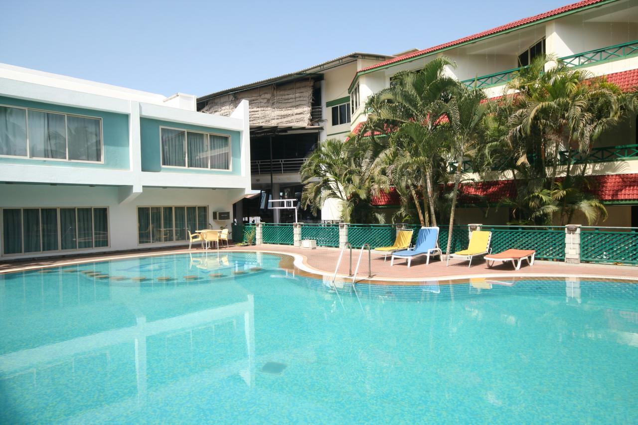 Hotel Miramar Daman Buitenkant foto